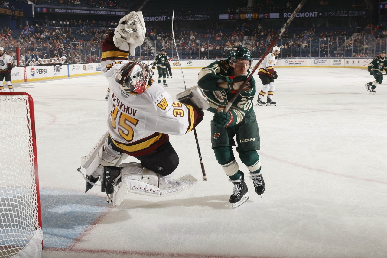 Мифтахов о силовой игре в АХЛ: «В КХЛ за такое удалили бы до конца матча»