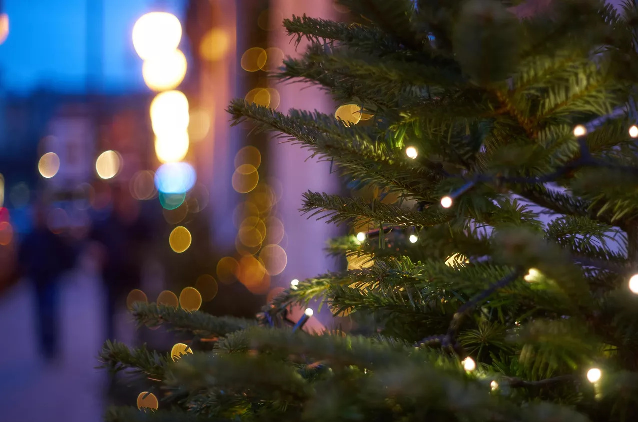 Ленивые татарстанцы все чаще нанимают мастеров для украшения дома к праздникам