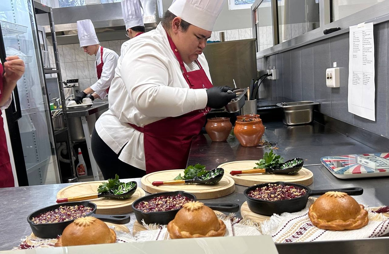 Диетолог разрушила миф о пользе холодца для кожи и суставов