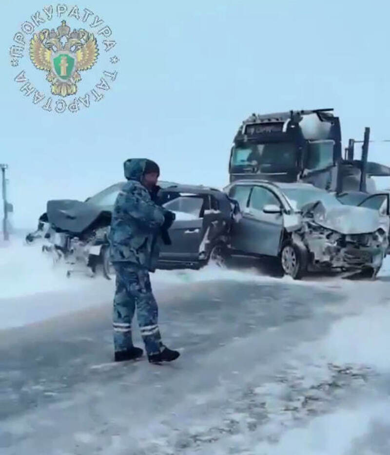 Четыре человека погибли в страшном ДТП на автодороге Казань - Альметьевск