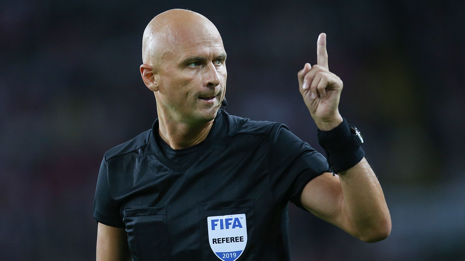 Сергей Карасев остался в элитной группе судей УЕФА