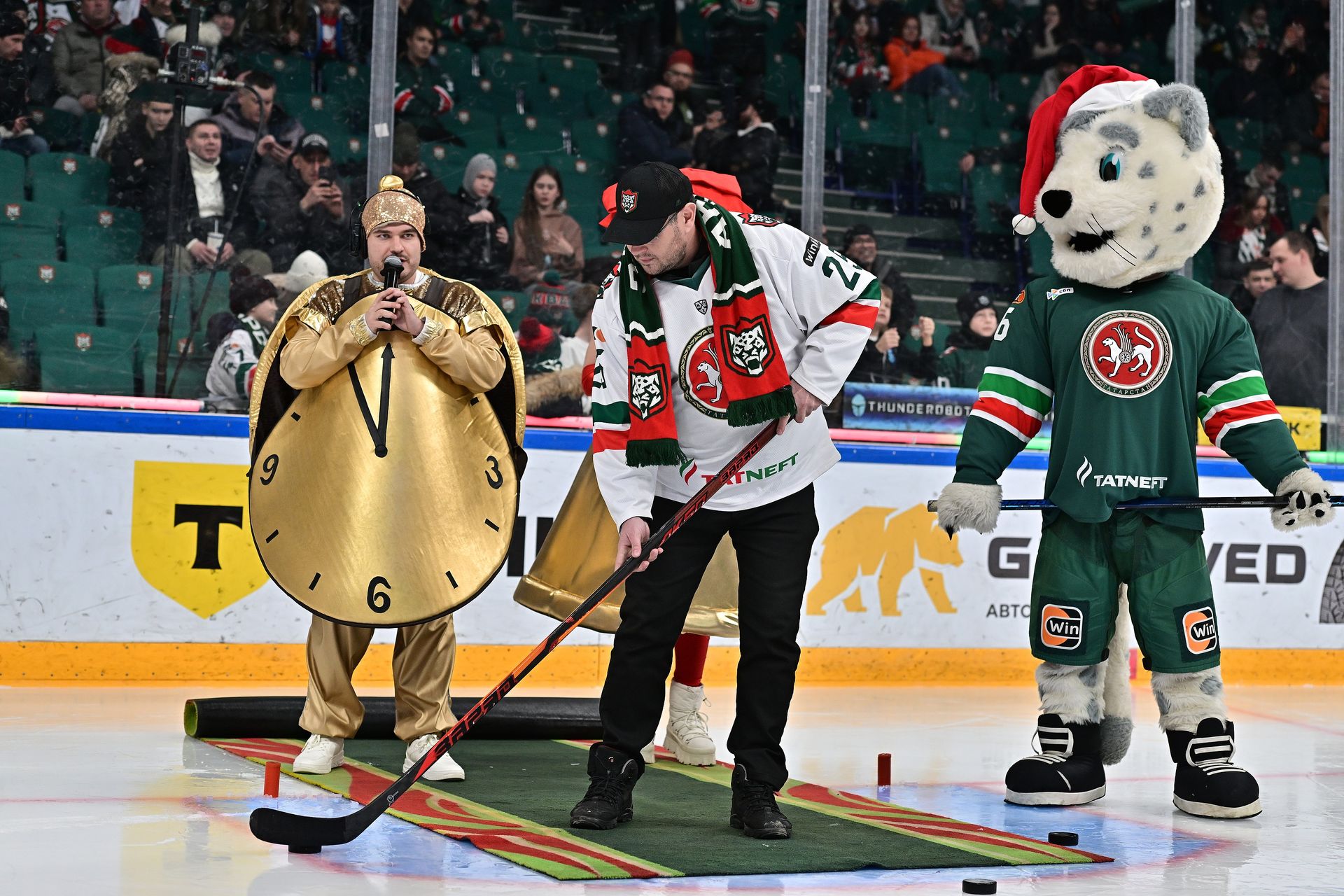 Казанец выиграл в конкурсе бросков на матче «Ак Барса»