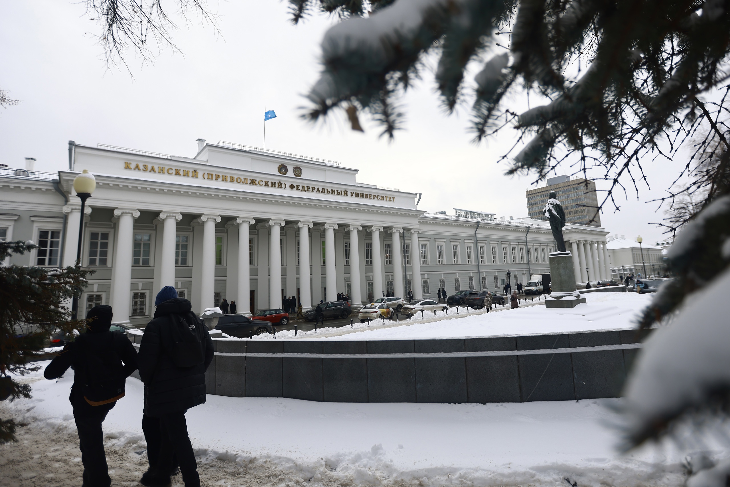 Больше университетов России станут делать скидки на обучение многодетным семьям