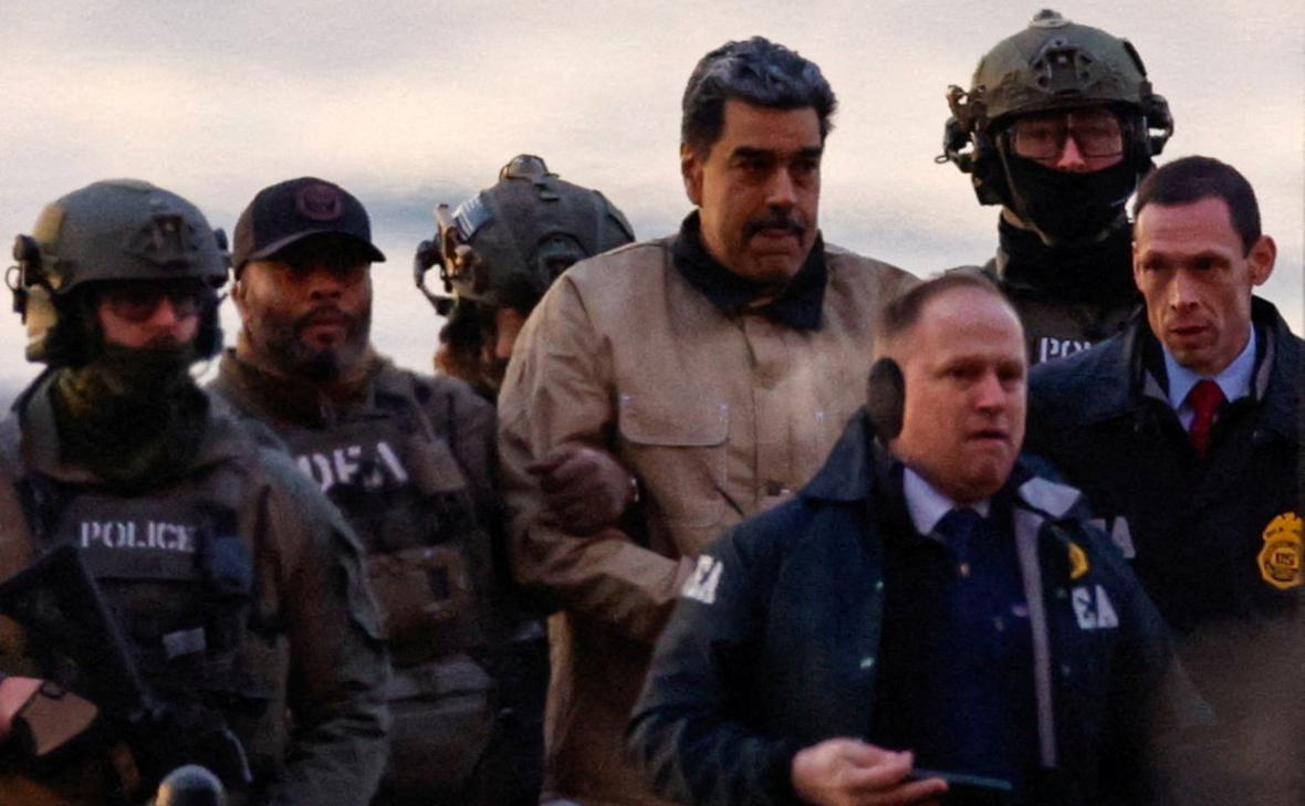 Eduardo Munoz / Reuters