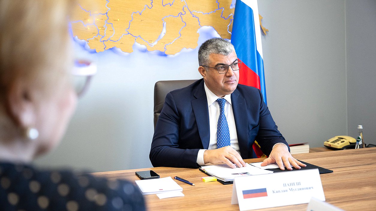 Депутат призвал снести самодельные зимние горки после гибели детей в Татарстане