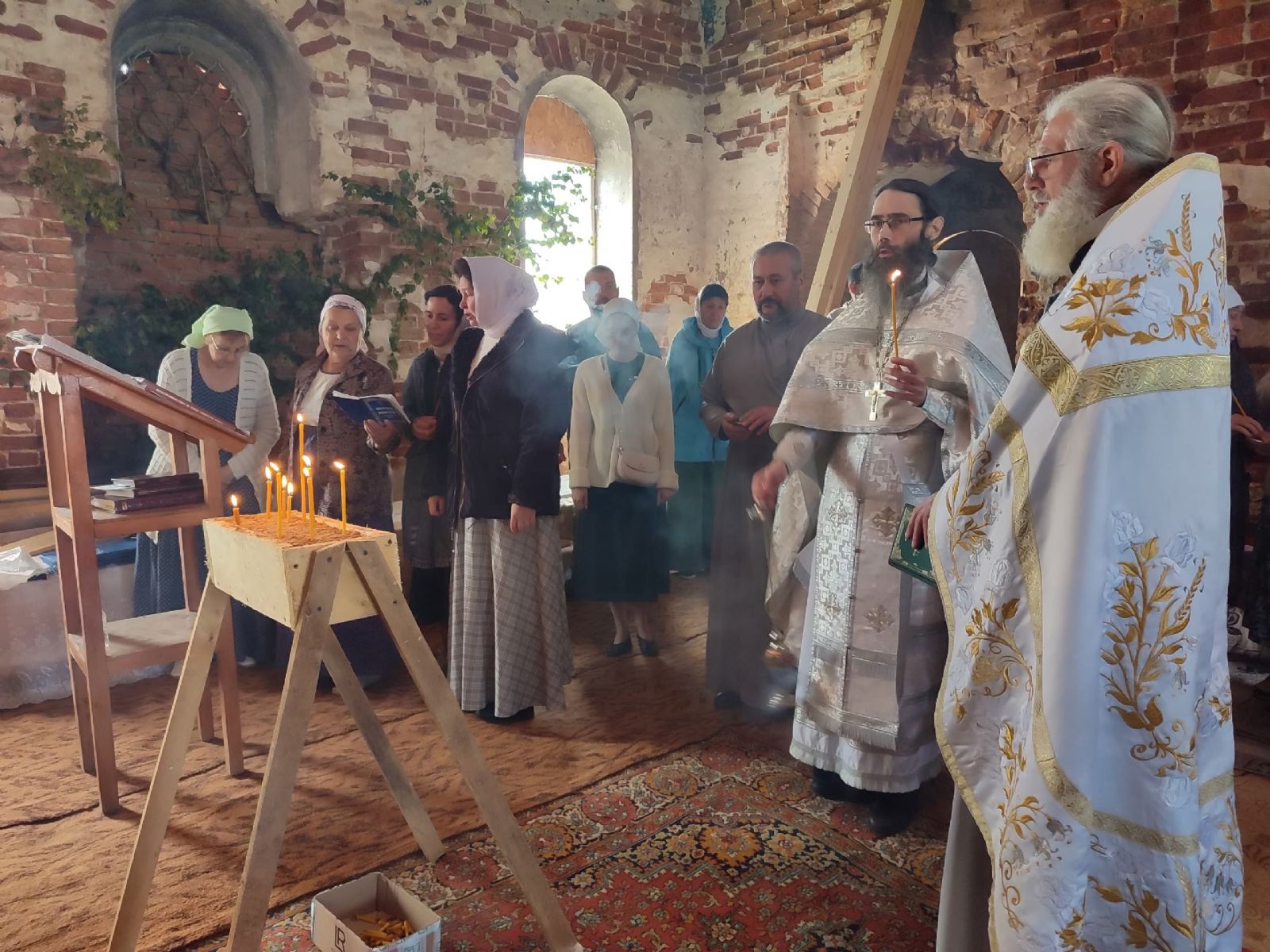 Пепел памяти: аукцион живописи в поддержку храма пройдет в музее Аксенова
