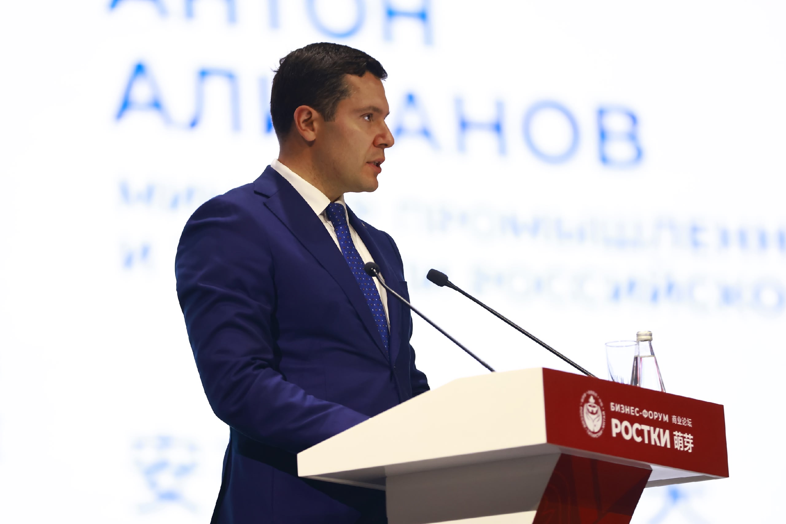 Алиханов: «Маркетплейсы станут продвигать российские товары на первое место»