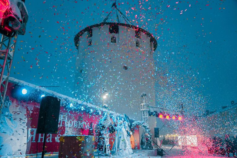 Появился календарь выходных в России в 2026 году