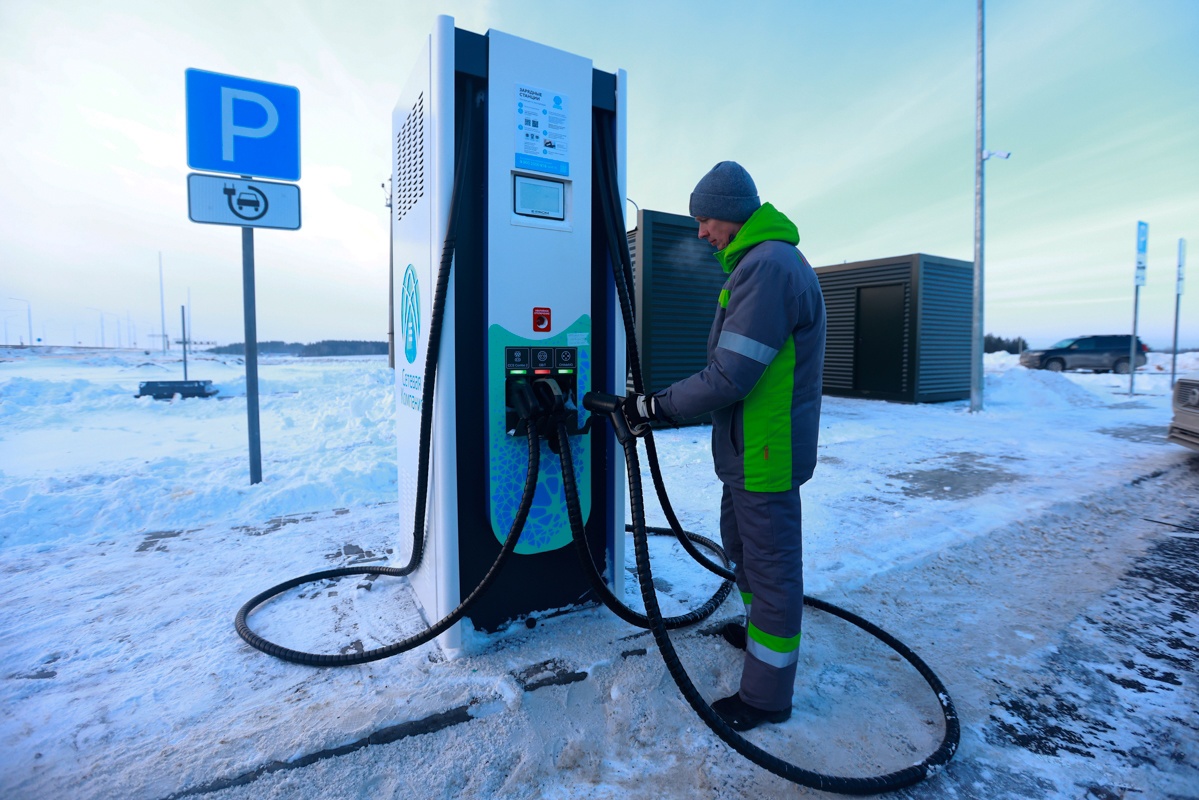 Дизель и бензин подорожали за новогодние праздники