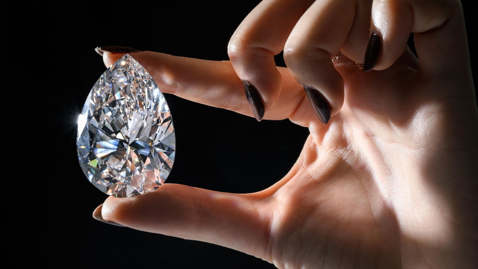 Бриллианты подешевели до самого низкого уровня за последние десять лет