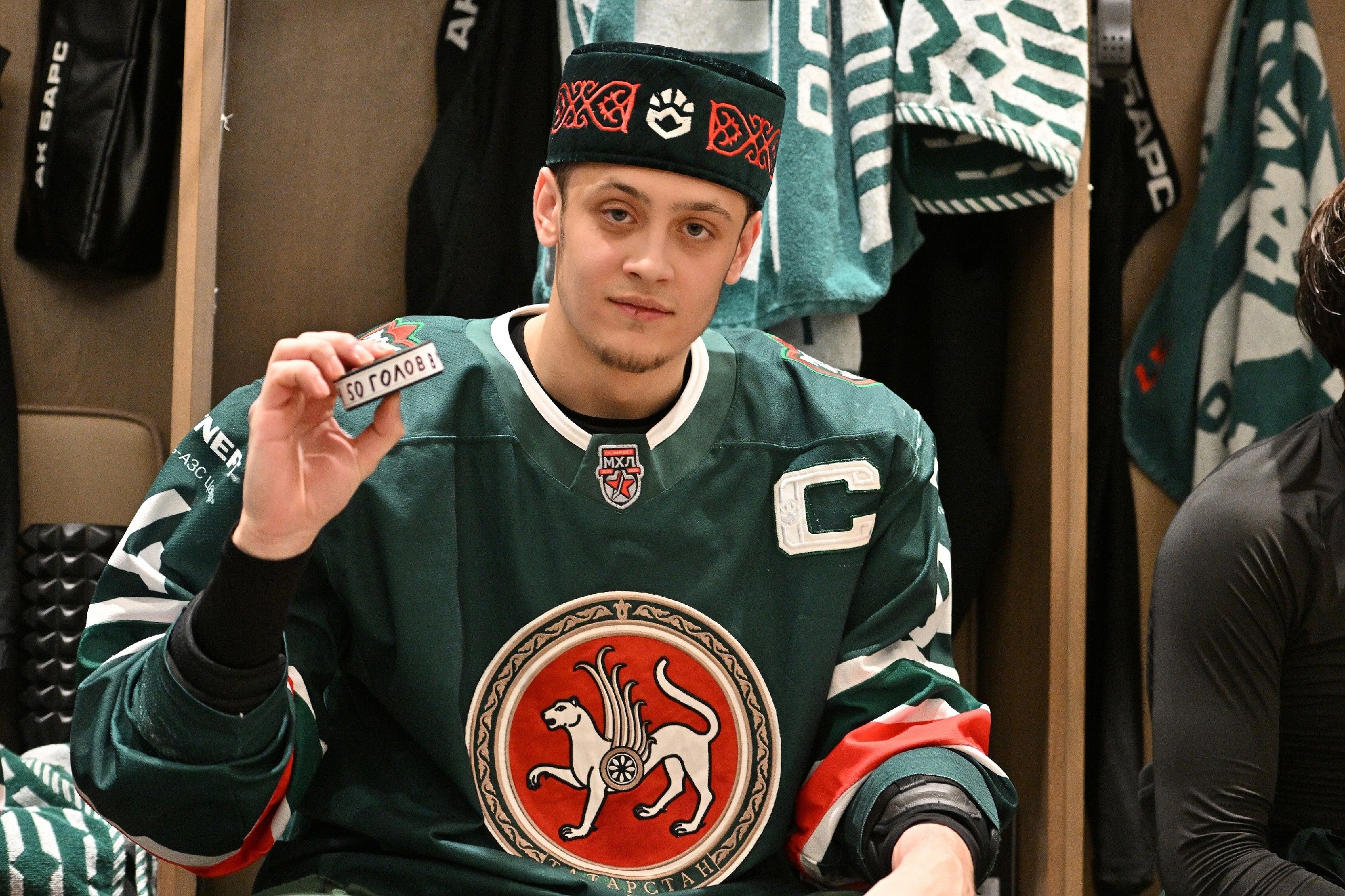 Хоккеисты «Ирбиса» выиграли четвертый подряд матч в этом году