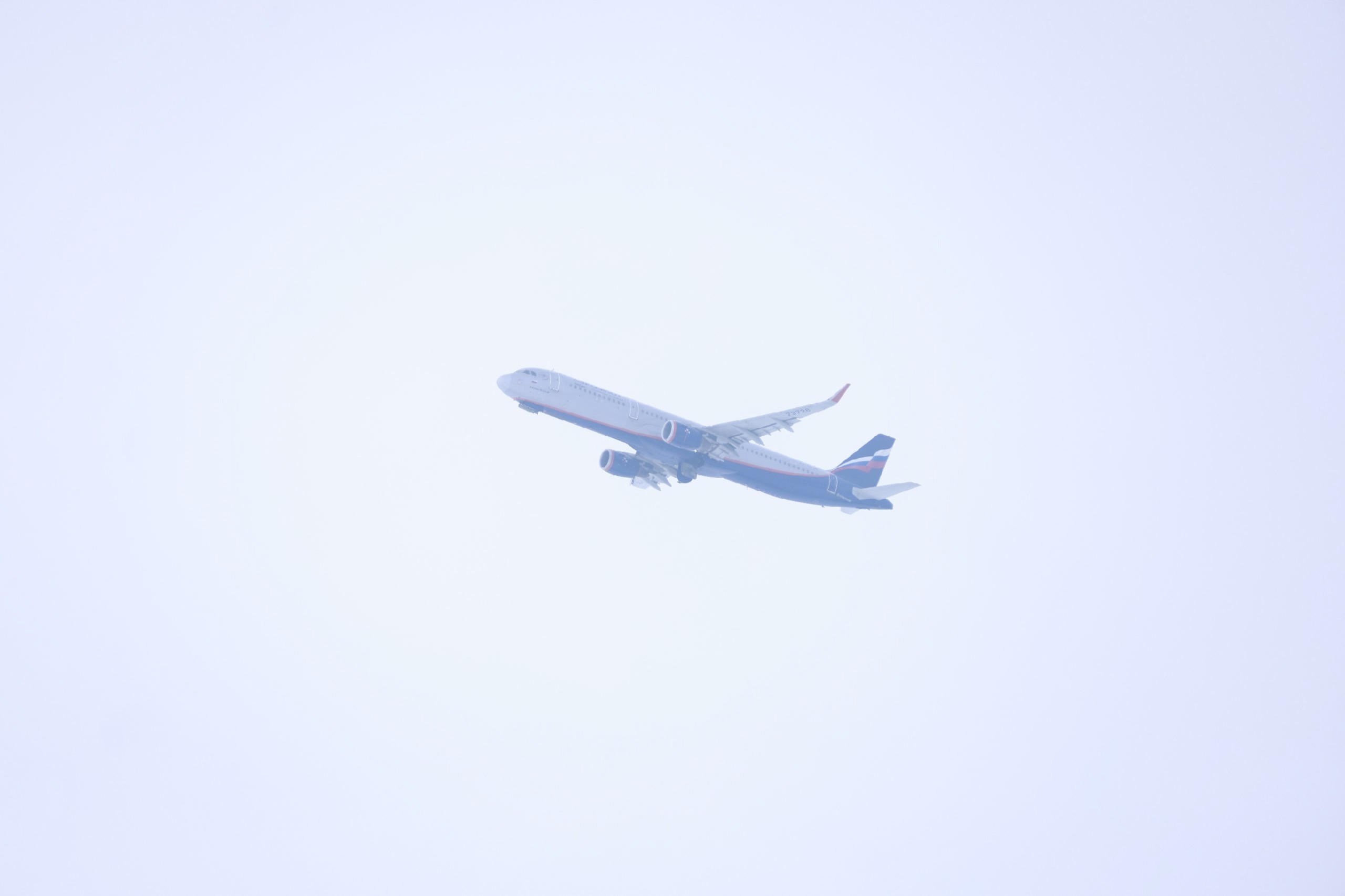 Старые самолеты расконсервируют в России для поддержания пассажиропотока