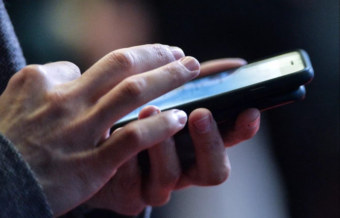 Подростка в Татарстане обманули на 38 миллионов рублей