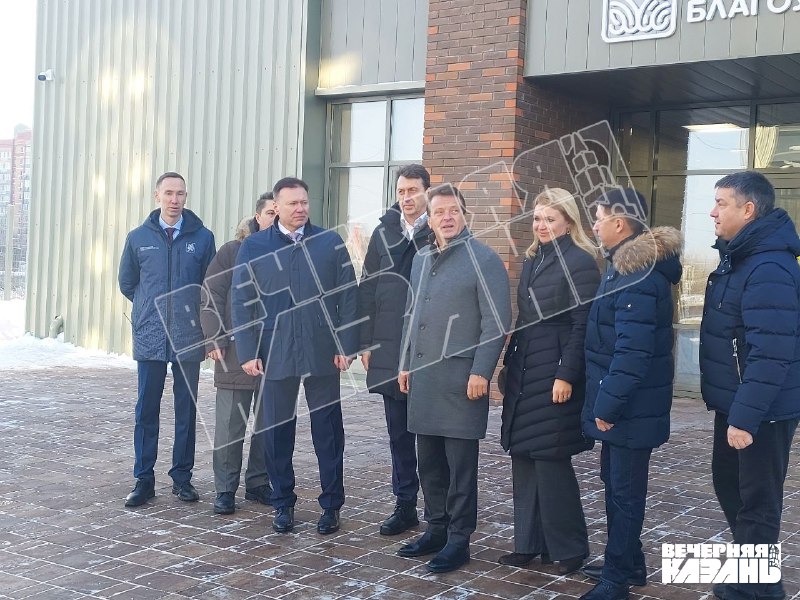 Метшин впечатлен новой базой снегоуборщиков в Казани