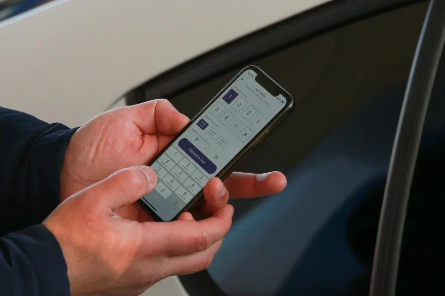 В КФУ объяснили казанцам, как не стать жертвой атаки через беспроводные наушники