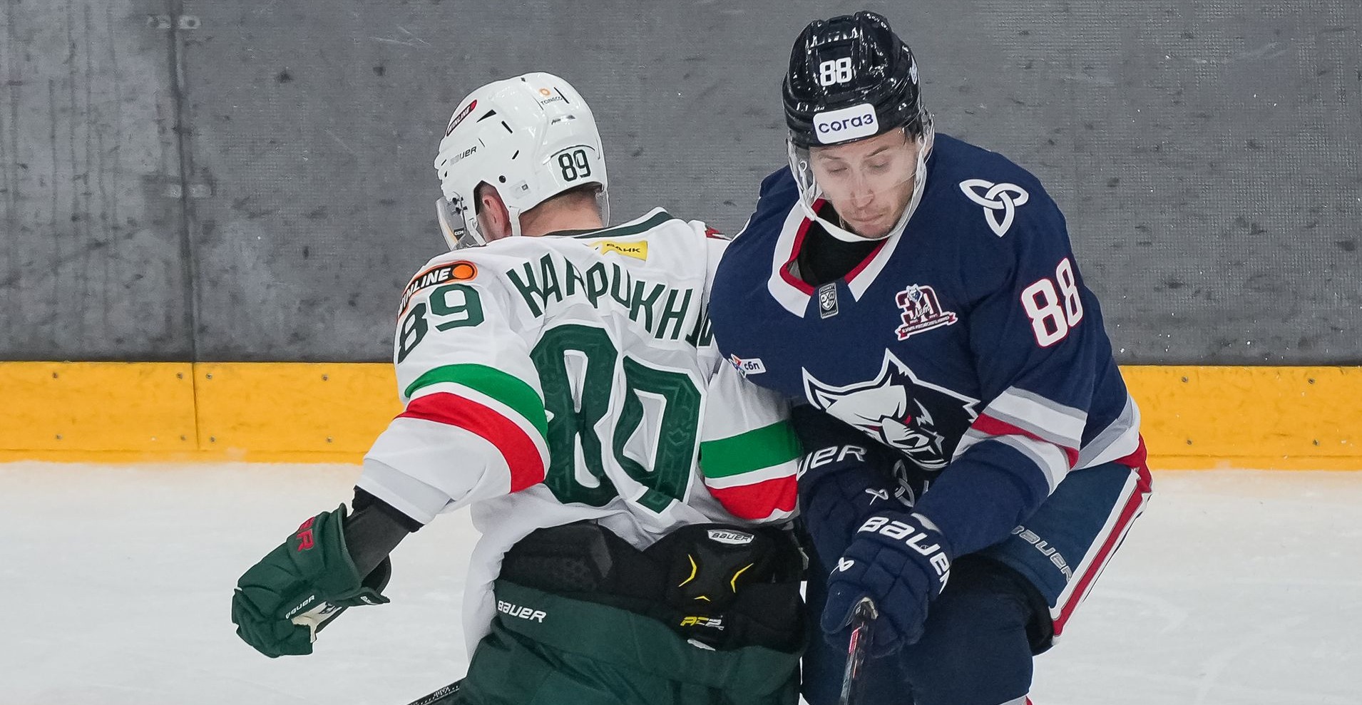 Дамир Жафяров подписал с «Нефтехимиком» новый контракт