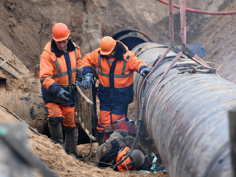 В детском саду и ещё десятке домов в Казани отключили воду из-за аварии