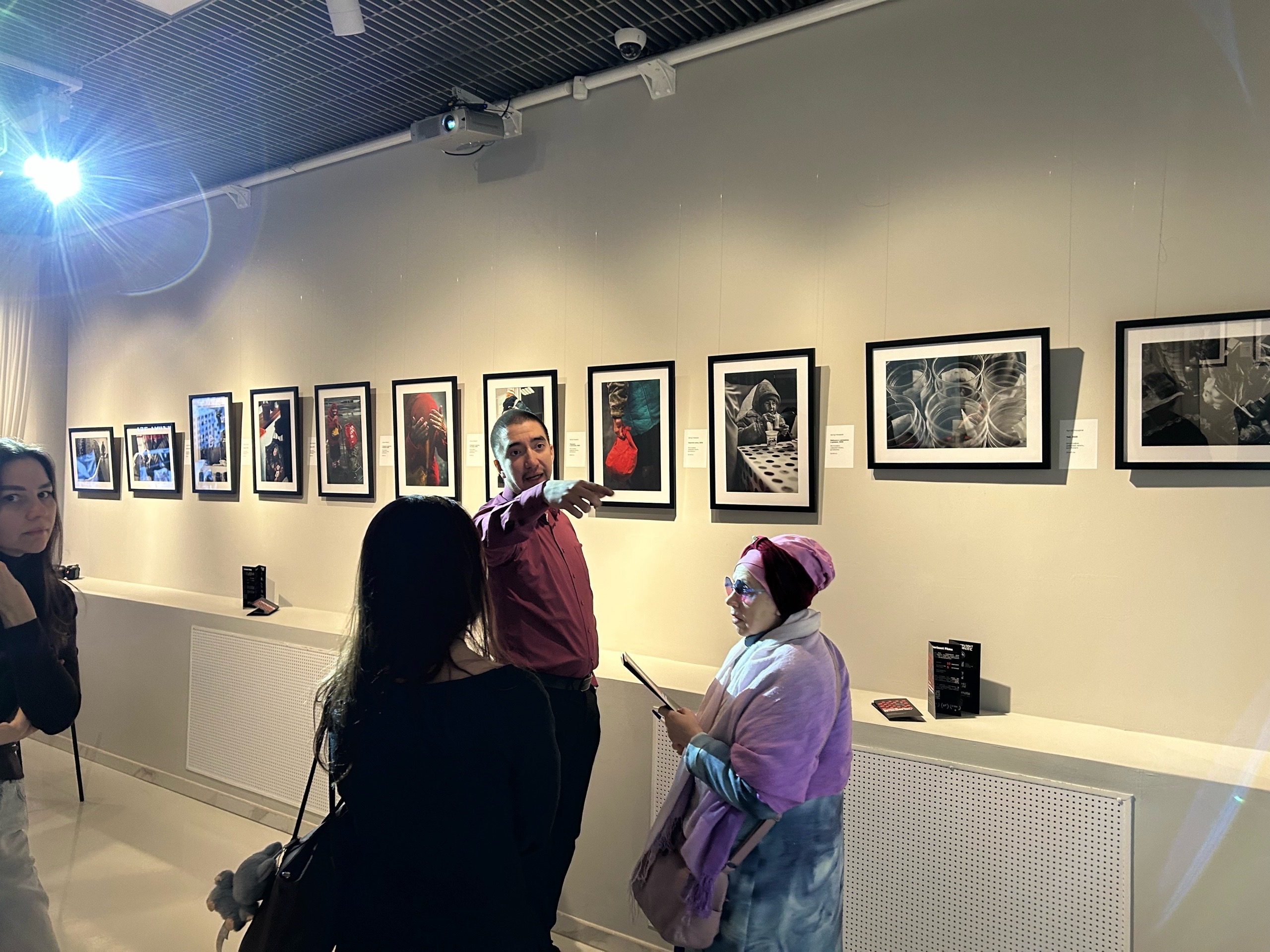 В Казани открылась фотовыставка, посвященная «Приюту Человека»