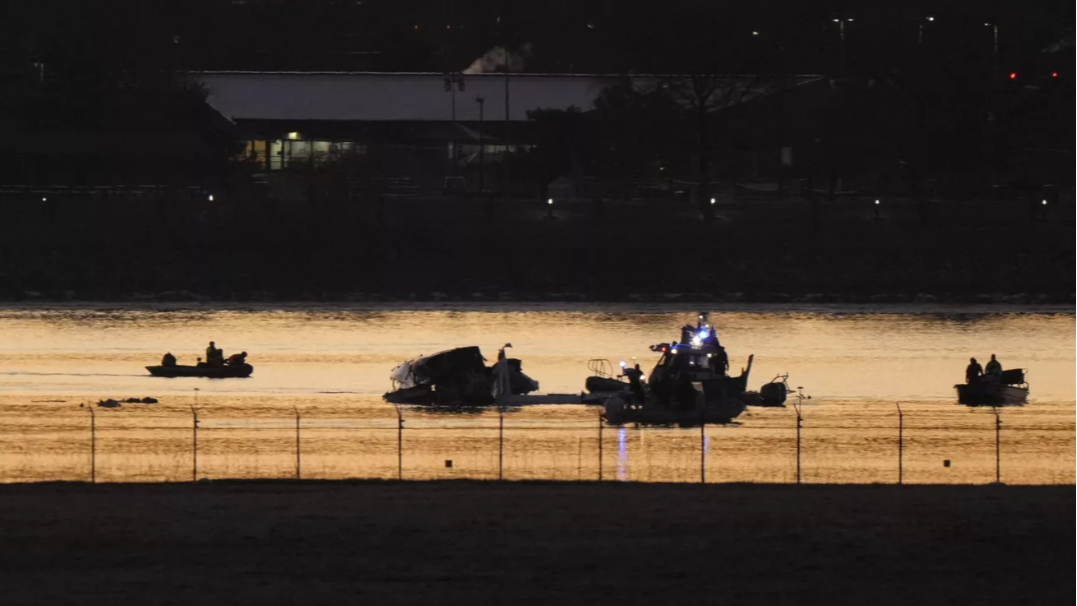 Крушение самолета с российскими фигуристами в США вызвал армейский вертолет