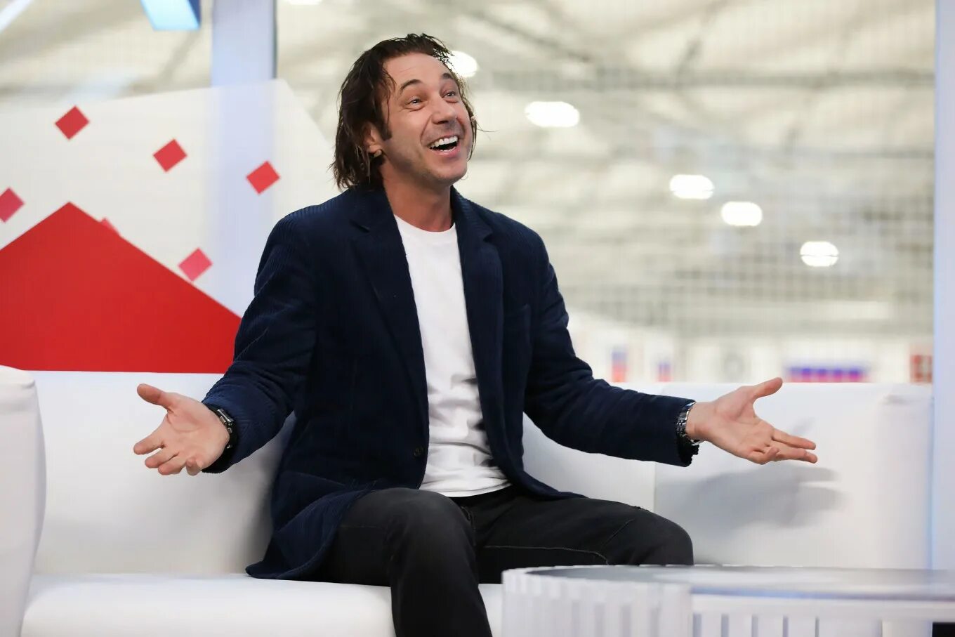 Мостовой считает, что про него могли бы снять интересный фильм