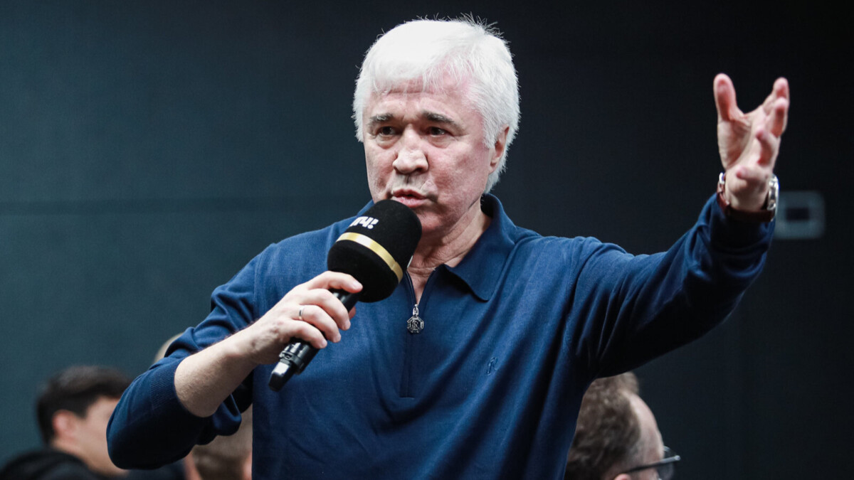 Ловчев предложил, чтобы Трамп помог вернуть сборную России по футболу