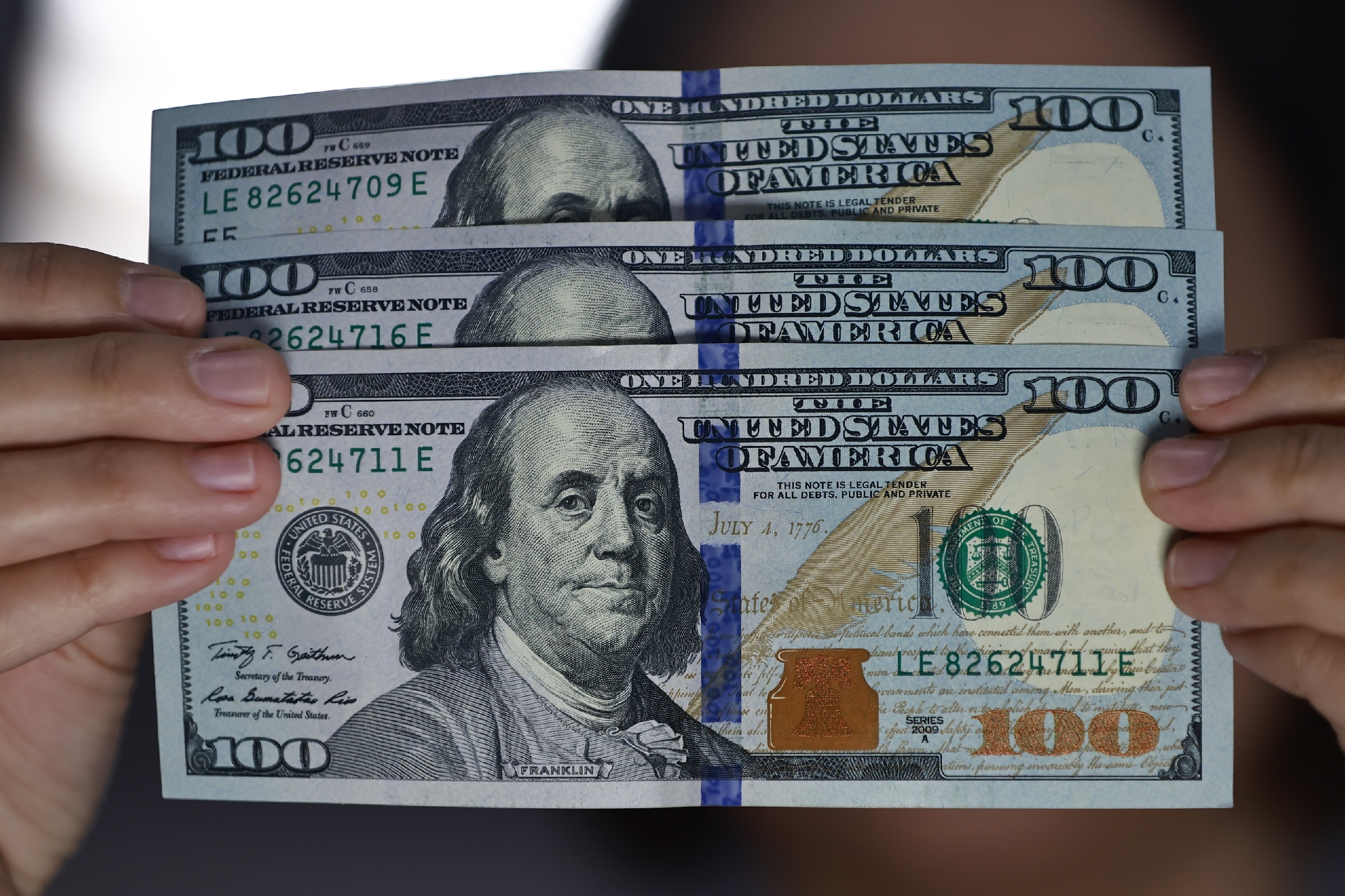 Аналитики предсказали, что будет с долларом в России