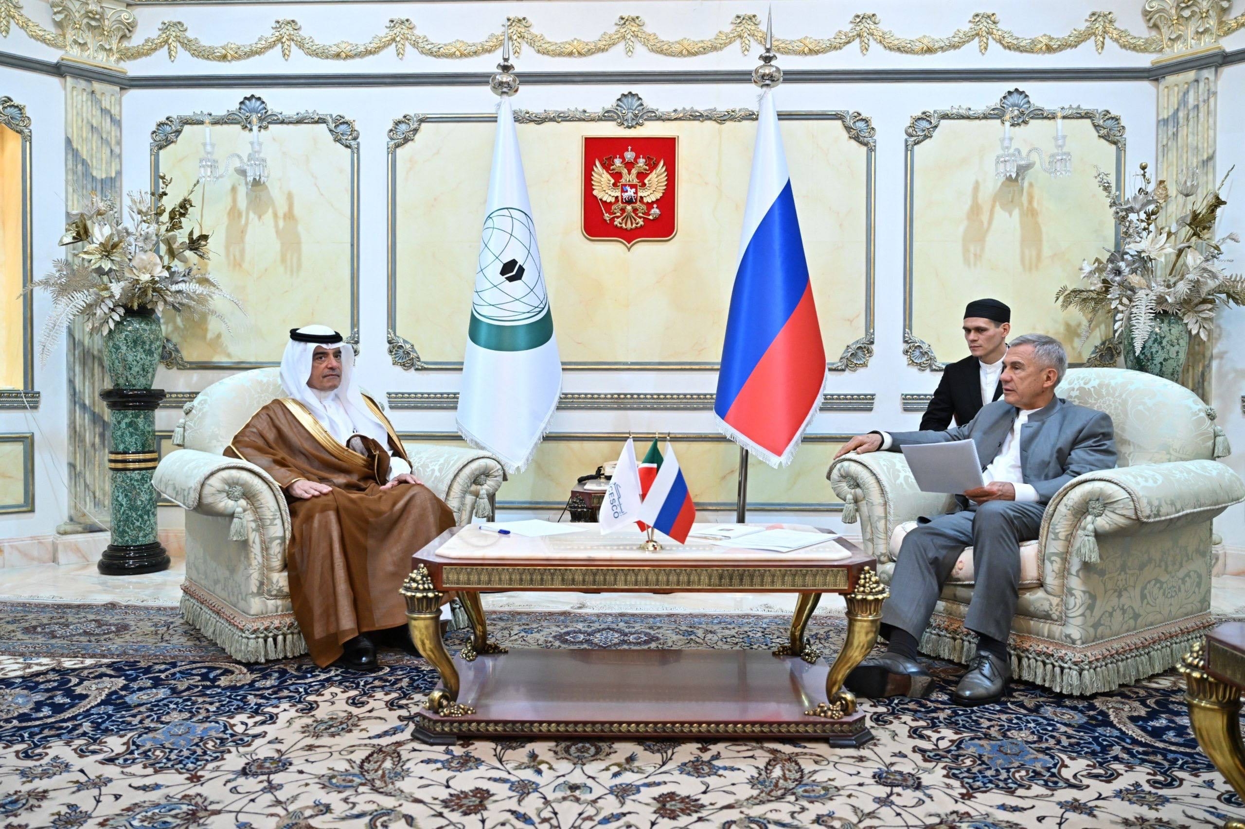 Рустам Минниханов договорился об учреждении премии Габдуллы Тукая внутри ИСЕСКО