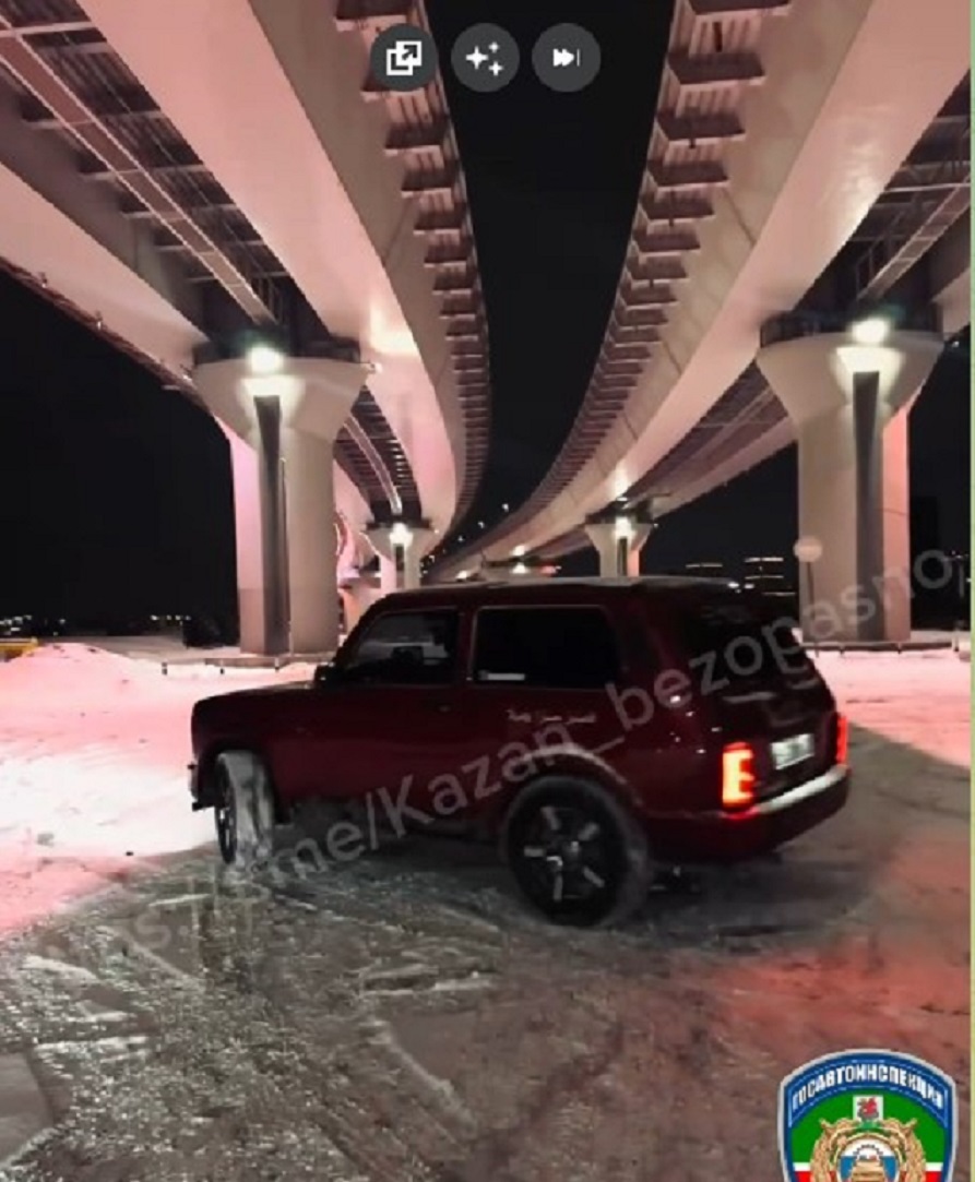 Горожанин поплатится штрафами после дрифта под мостом в Казани