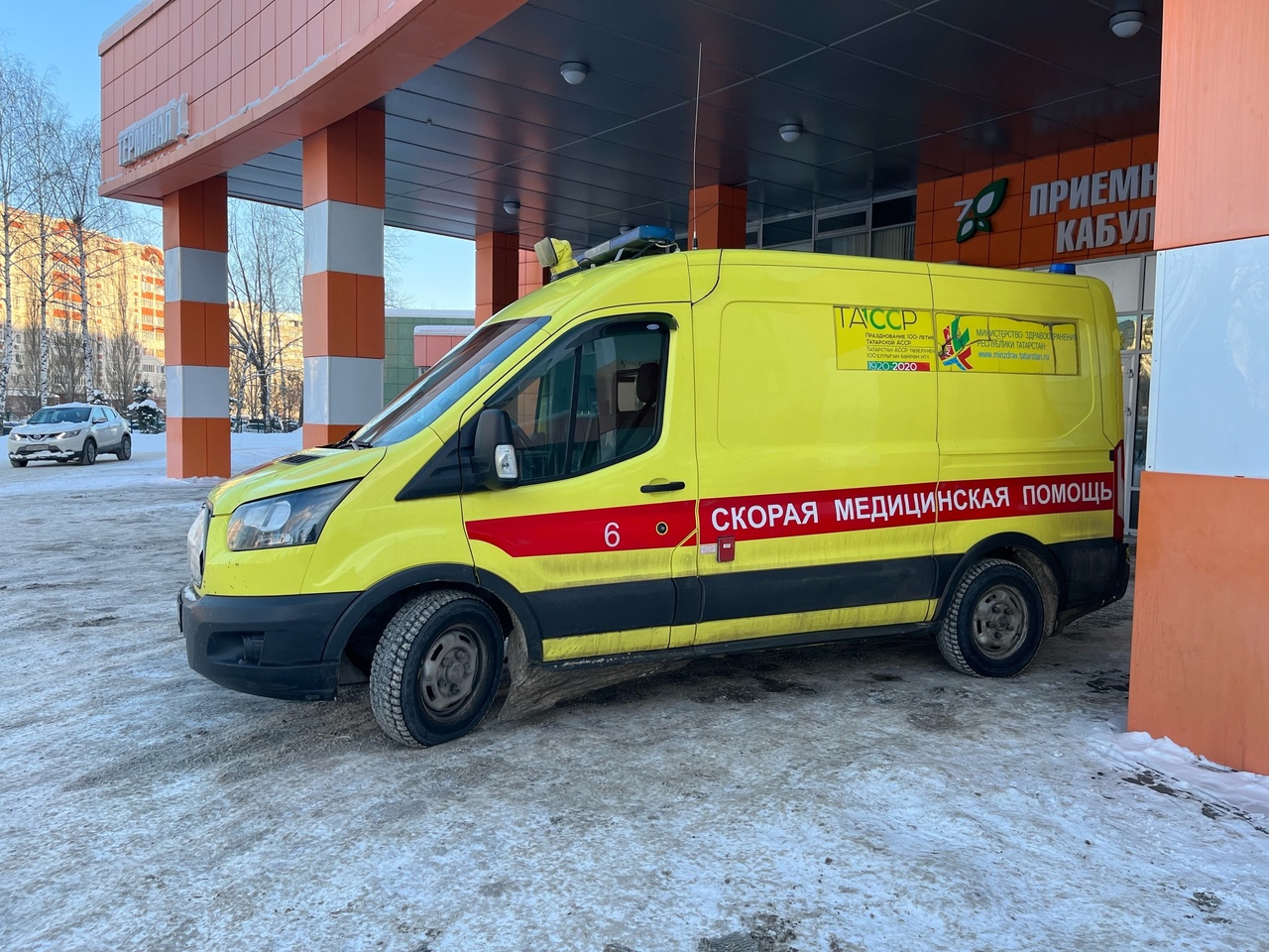 Врачам скорой помощи разрешили помогать вне больницы