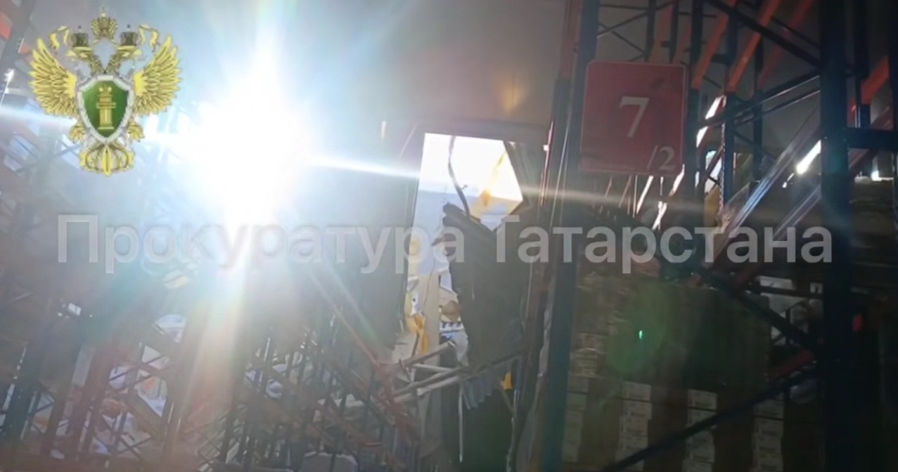 В Зеленодольске прокуратура проверит склад «Магнита», где на женщину упала крыша