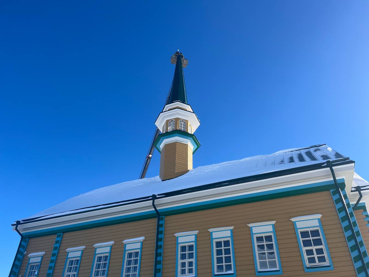 В Высокогорском районе к Рамадану восстановили историческую мечеть с полумесяцем