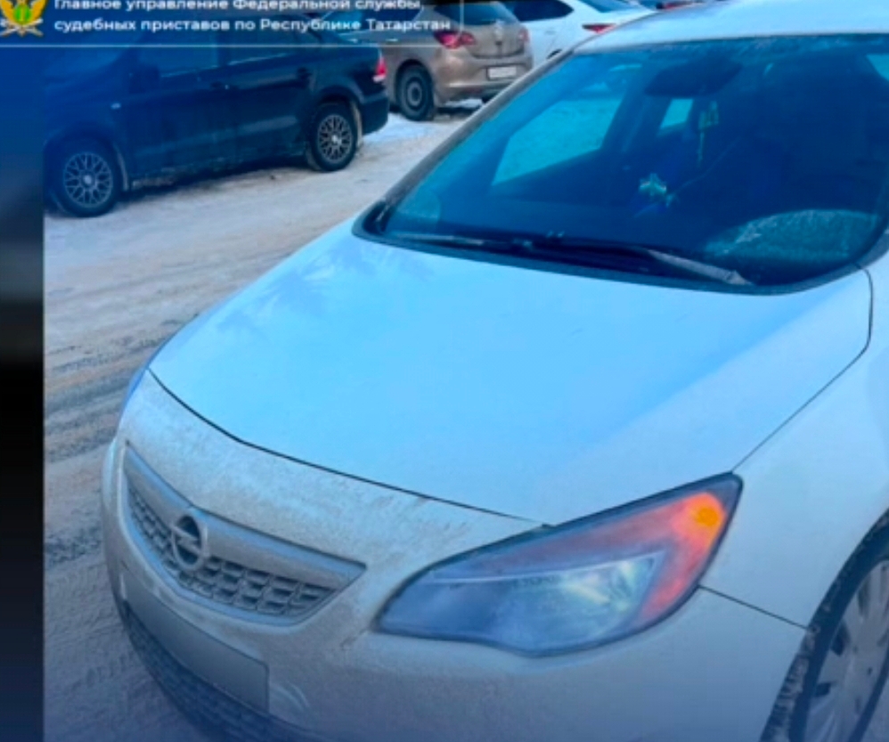 Три татарстанца пришли с повинной уточнить сумму долга, а у них арестовали авто