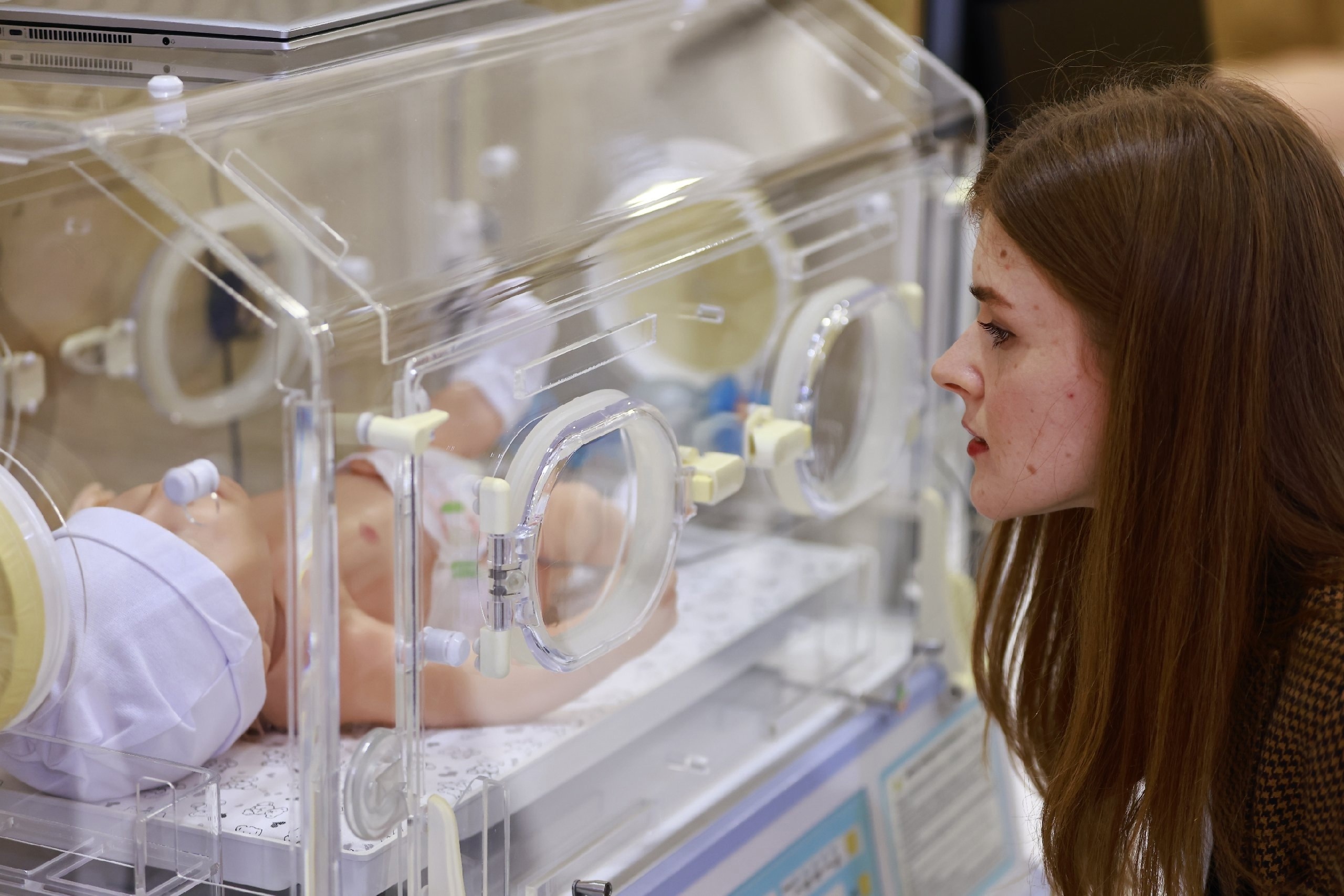 Школа мам в Казани борется с младенческой смертностью