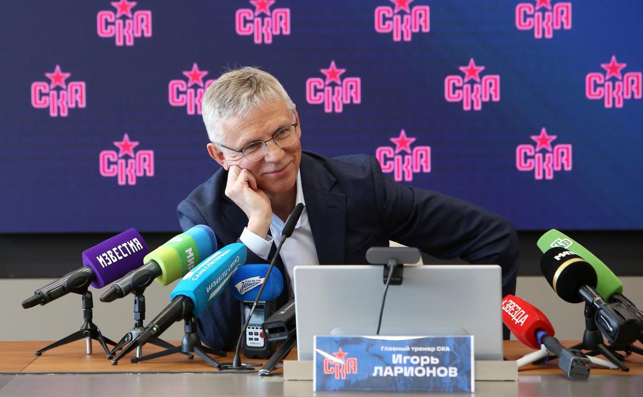 Стало известно, почему Ларионов отправился в Милан во время матча СКА