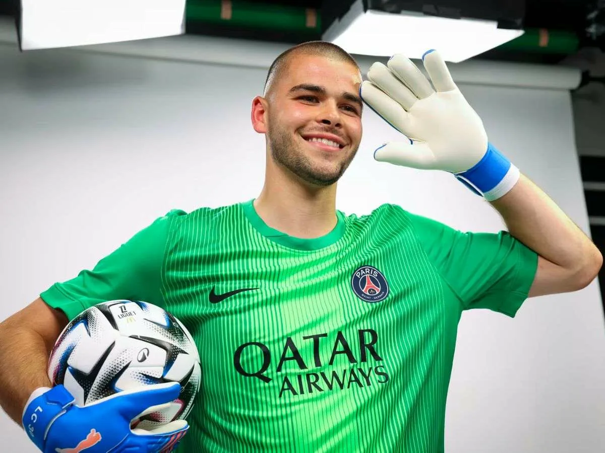 Шевалье может не поехать на мундиаль из-за проигранной конкуренции Сафонову