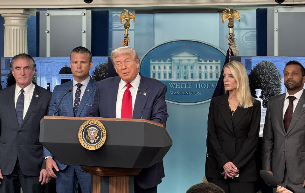 Трамп пообещал отменить санкции против России при сделке по Украине