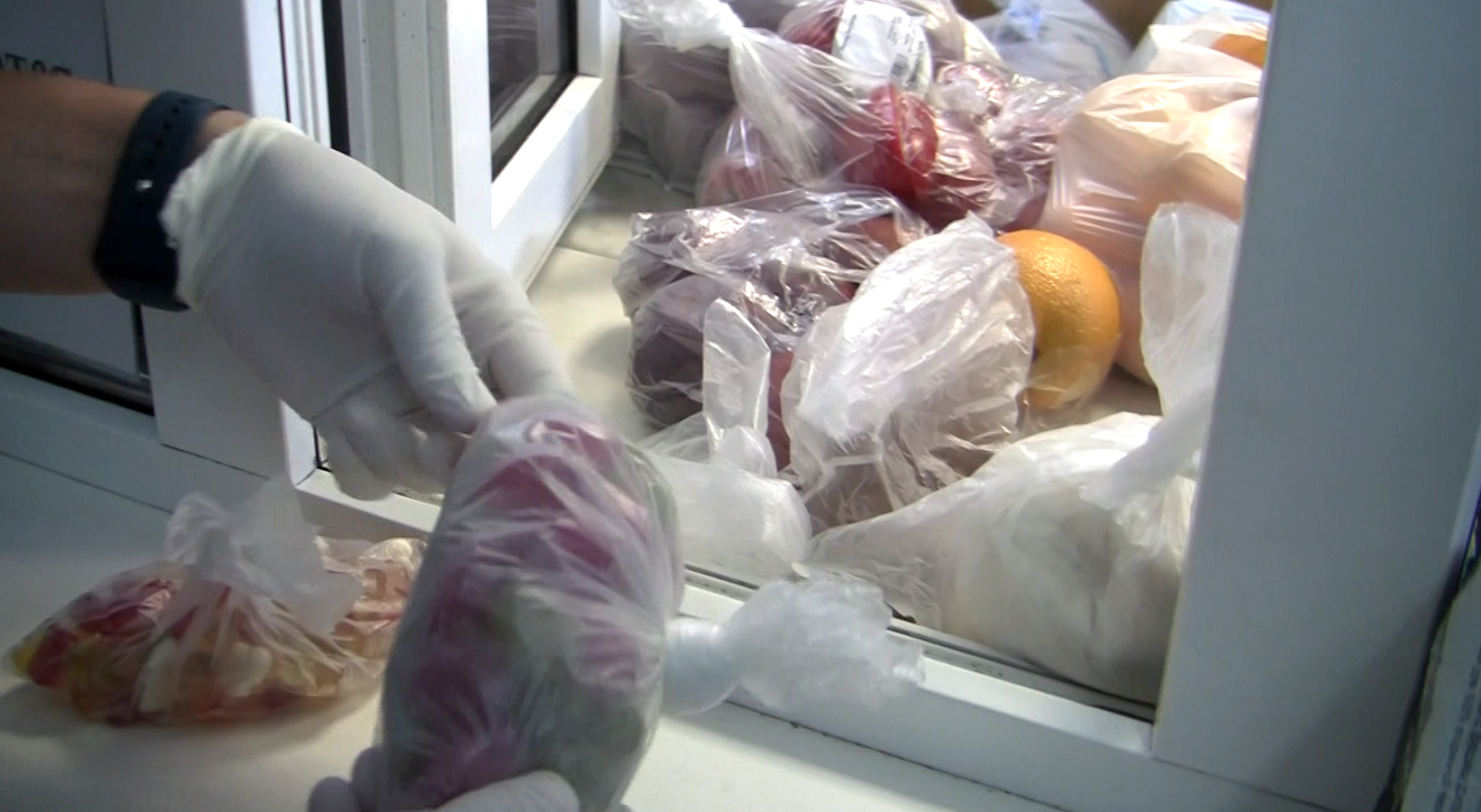 В колонию Татарстана пытались пронести мармелад и конфеты с наркотиками