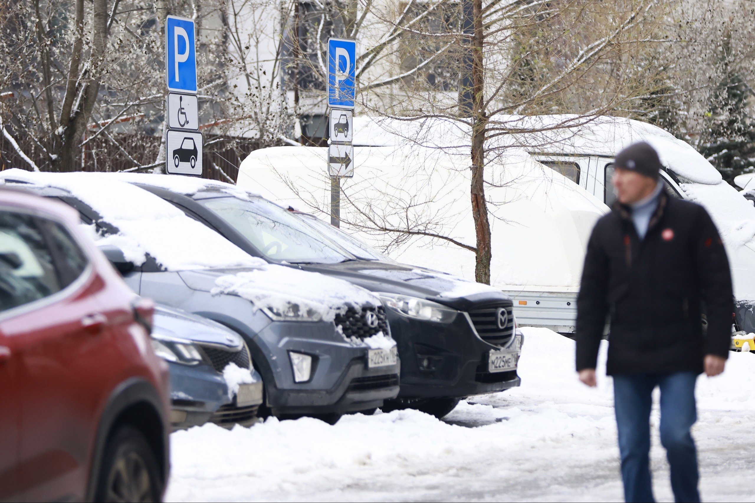 Кто в России имеет право парковаться во дворах домов