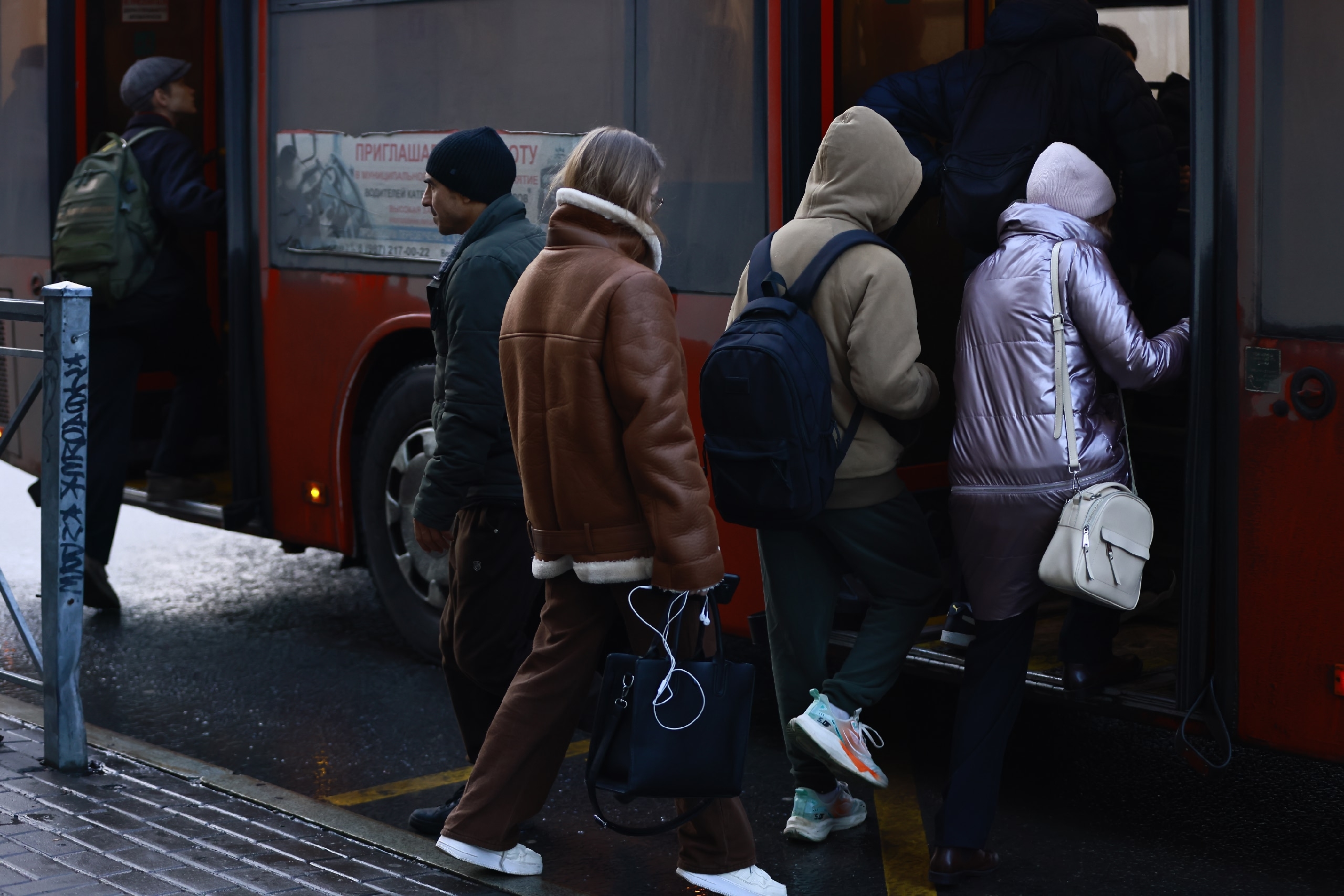 В транспорте Казани становится все больше «зайцев»