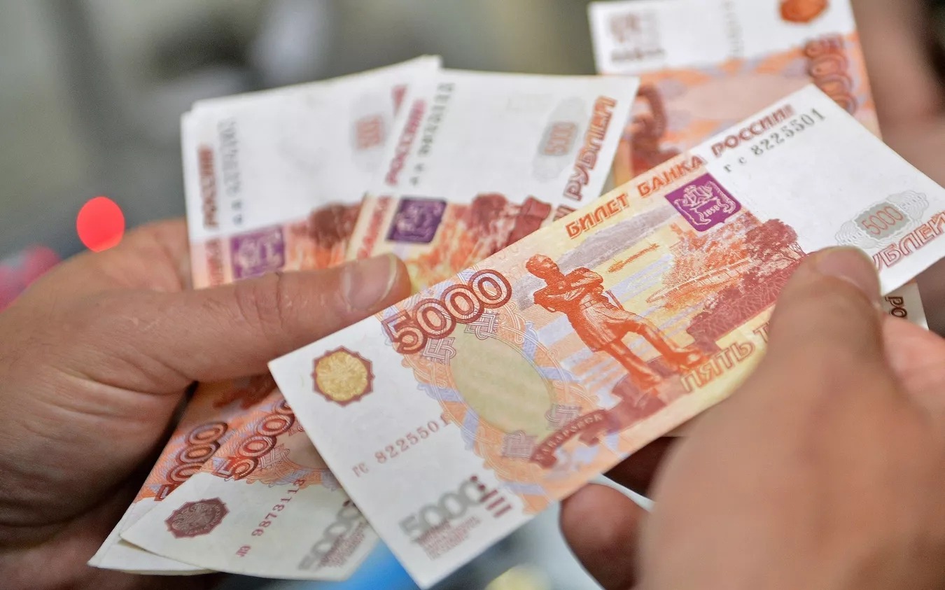 Зарплата в Вахитовском и Приволжском районах Казани составила 103 тысячи рублей