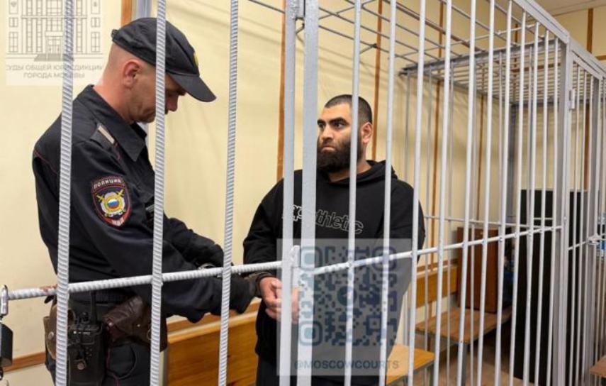 Блогера Арсена Маркаряна приговорили к 4,5 года лишения свободы