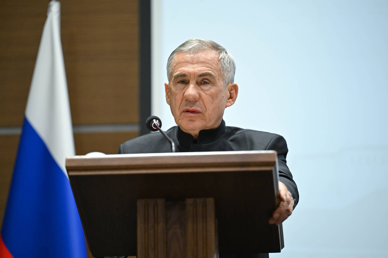 Минниханов заявил, что обеспокоен ростом числа заявлений о личном банкротстве