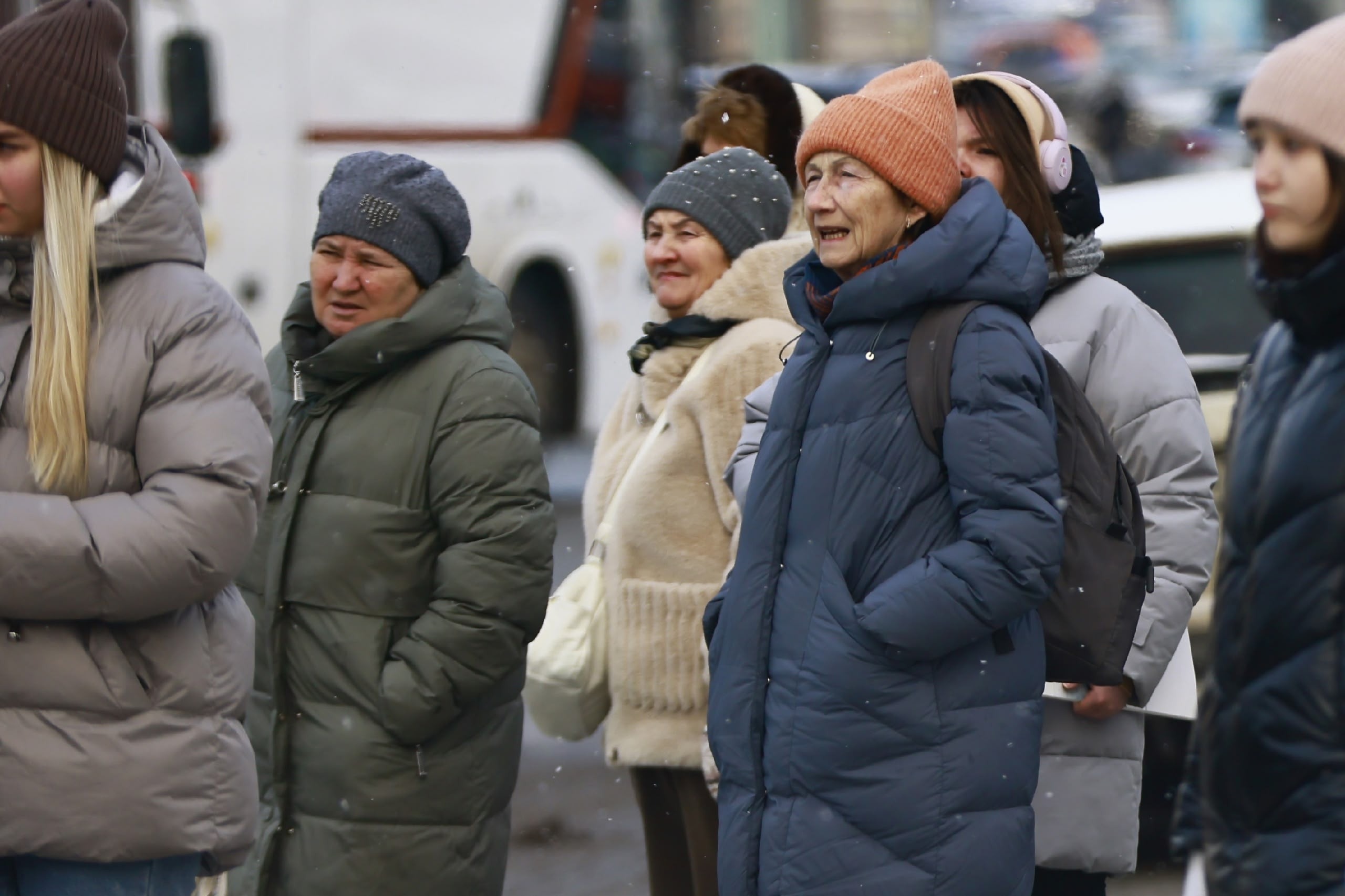 Пенсии полностью переводить на цифровые рубли не будут, заявили в Госдуме