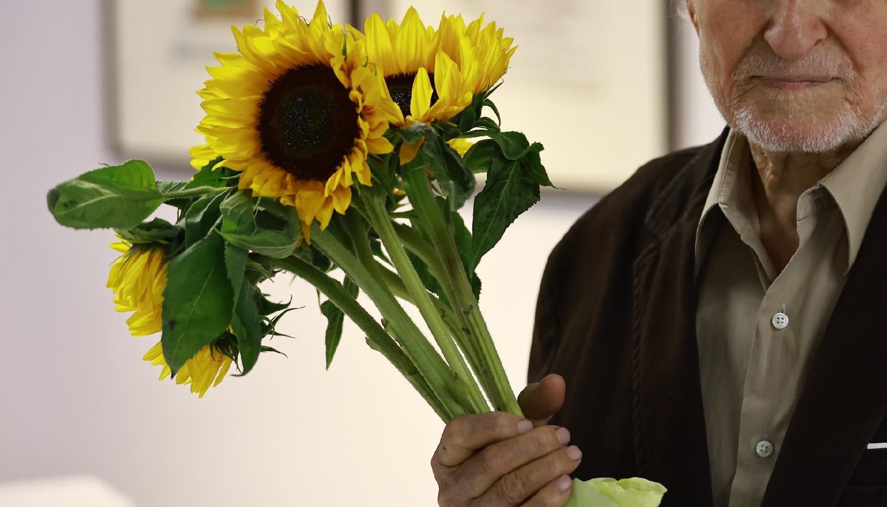 Какие цветы опасно дарить на 8 Марта