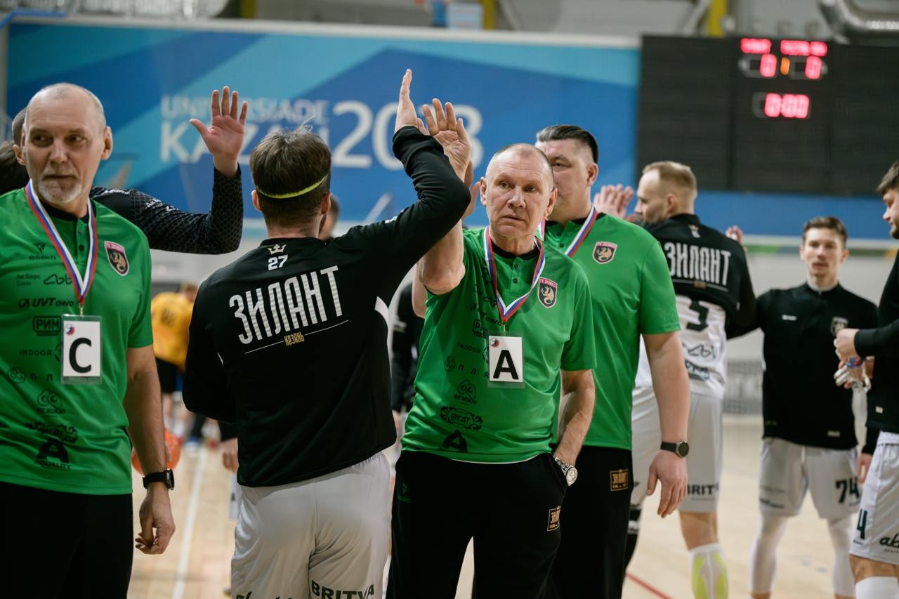 Гандбольный «Зилант» выиграл регулярный чемпионат Высшей лиги