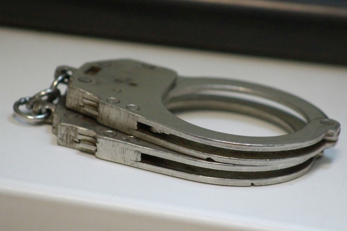 Пенсионер пойдет под суд за нападение с камнем и ножом на соседа в Татарстане