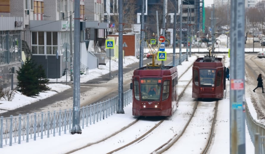 Из-за повреждения контактной сети в Казани останавливали движение трамваев