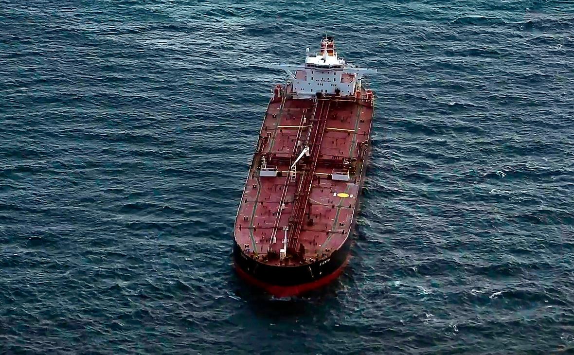 США разрешили продажу российской нефти, погруженной на танкеры до 12 марта