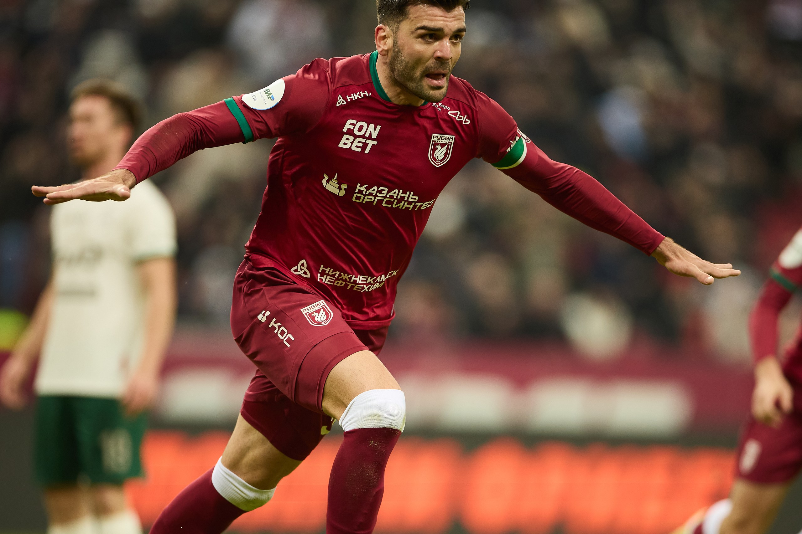 Казанский «Рубин» дома крупно обыграл «Локомотив»