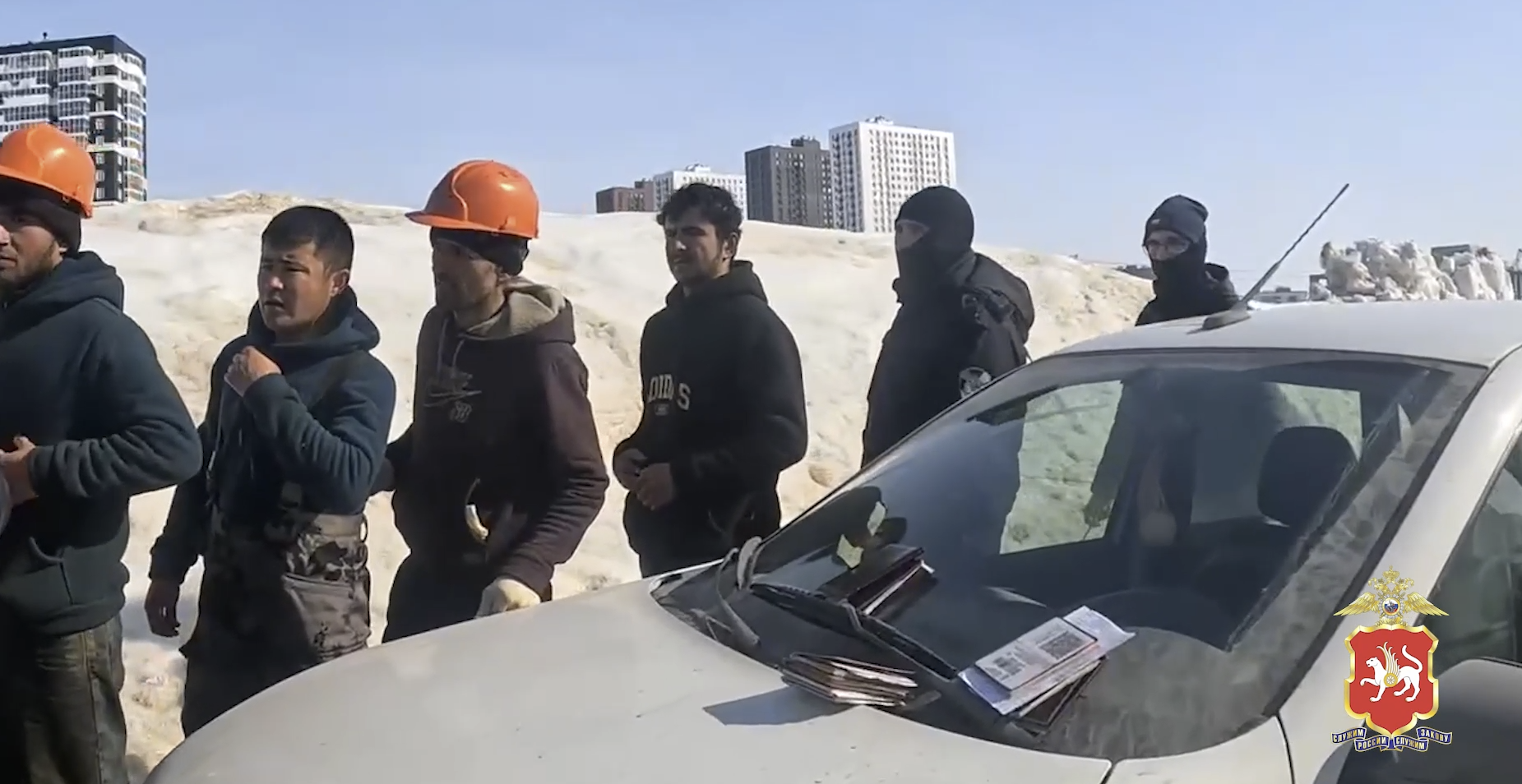 На стройке в Казани в ходе рейда выявили 9 нелегальных мигрантов